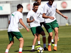 Bursaspor’da Hazırlıklar Sürüyor