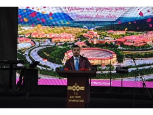 Maltepe Üniversitesi Mezunlarını Uğurladı