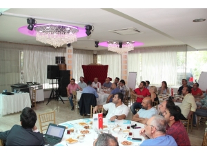 Egeli Ayakkabı İhracatçıları Global Marka Olma Yolunda