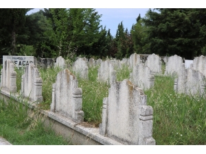 Samsun’daki Eski Mezarlıklar Dolmak Üzere