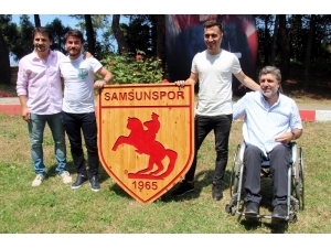 Samsunspor’da İmza Şov Sürüyor