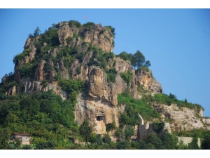 Tarihi Ünye Kalesi’nde Kazı Başladı