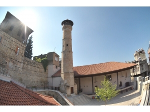 Hatuniye Camii 500 Yıldır Ayakta