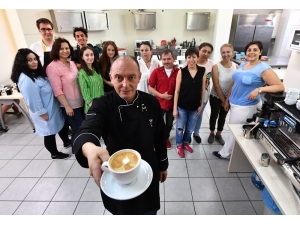Gençlerin Gözde Mesleği: Baristalık