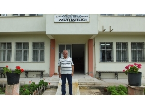 Balıkesirli Muhtardan Sazlı Sözlü Hizmet