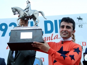 92. Gazi Koşusu’nu Ahmet Çelik Kazandı