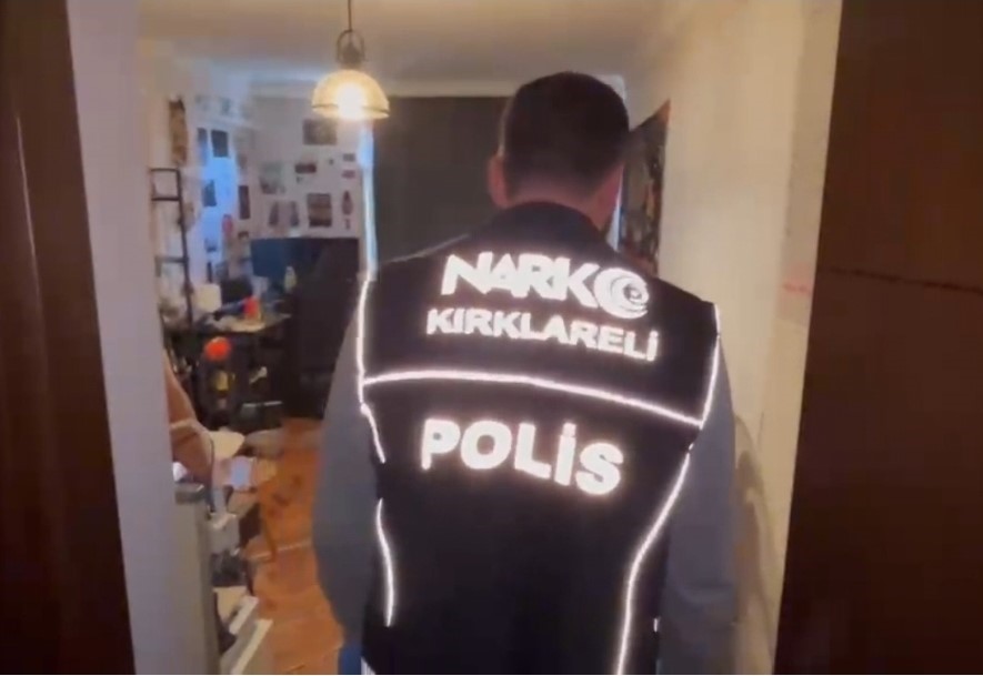 kargoyla-uyusturucu-ticaretine-buyuk-darbe-8-supheli-tutuklandi