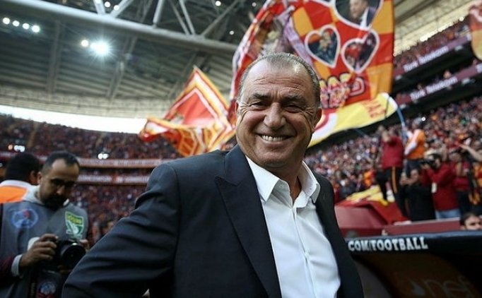 Transfere Fatih Terim Eli Değdi