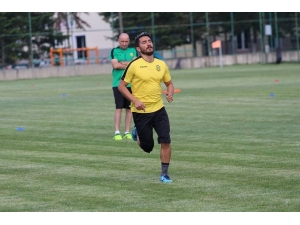 Evkur Yeni Malatyaspor’da Bolu Kampı Sürüyor