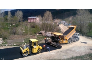 Büyükşehir Kırsalda Dağ-taş Demeden Yol Yapıyor
