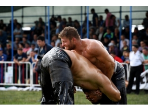 Nilifür’de İsmail Balaban Şampiyon