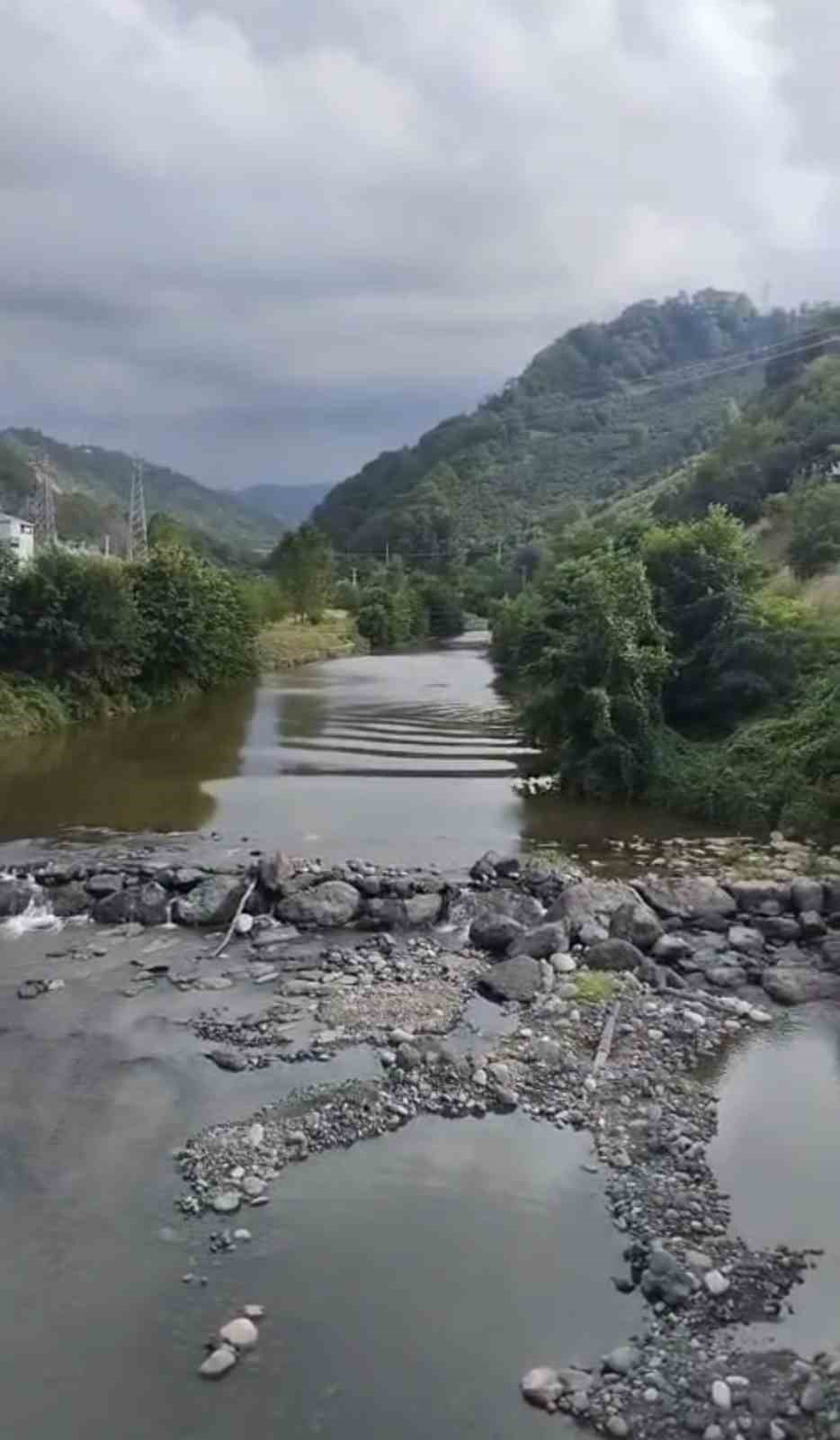 giresun-da-dun-bir-anne-ile-2-kizinin-hayatini-kaybettigi-selin-gelis-aninin-yeni-goruntuleri-ortaya-cikti