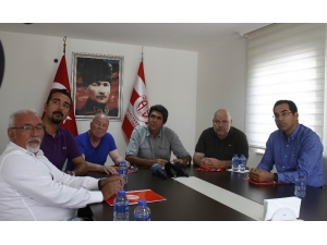 Antalyaspor Arazisine Alıcı Çıkmadı