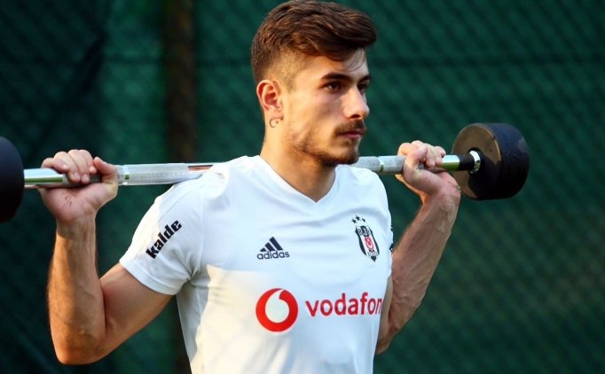 Dorukhan Toköz: ''beşiktaşlı Doruktan Olmak Istiyorum!''