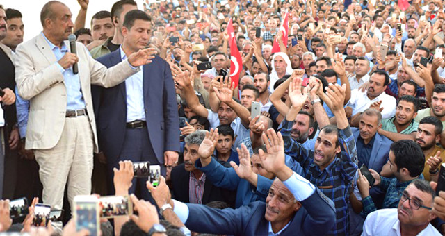 Tedaviden Dönen Kanaat Önderi Mehmet Sait Atilla, Başbakan Gibi Karşılandı
