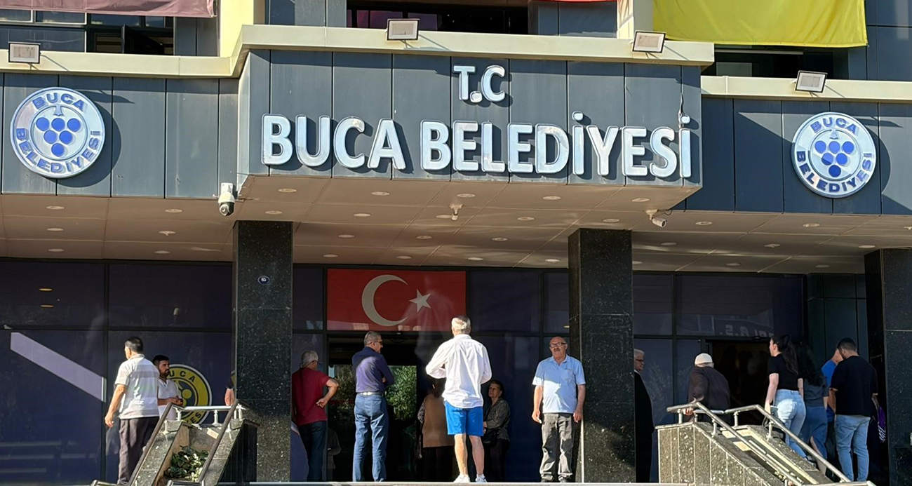 buca-belediyesi-yolsuzluk-operasyonu-memurun-13-yaris-ati-cikti