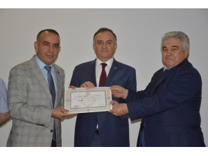 Mhp’li Akçay Mazbatasını Aldı