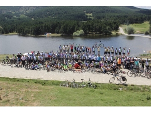 “Çivril İkinci Bisiklet Festivali” 250 Sporcunun Katılımı İle Yapıldı