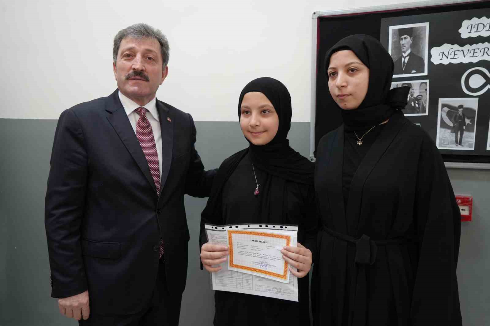 samsun-da-253-bin-ogrenci-karne-aldi