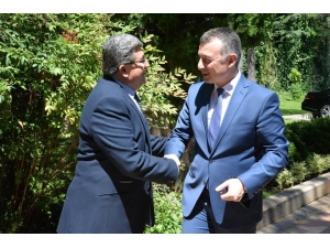 Vali Büyükakın, Başkan Can İle Bir Araya Geldi