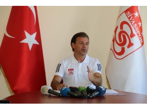 Tamer Tuna: "Daha İyi Bir Sezon Yaşamak İçin Buradayım"