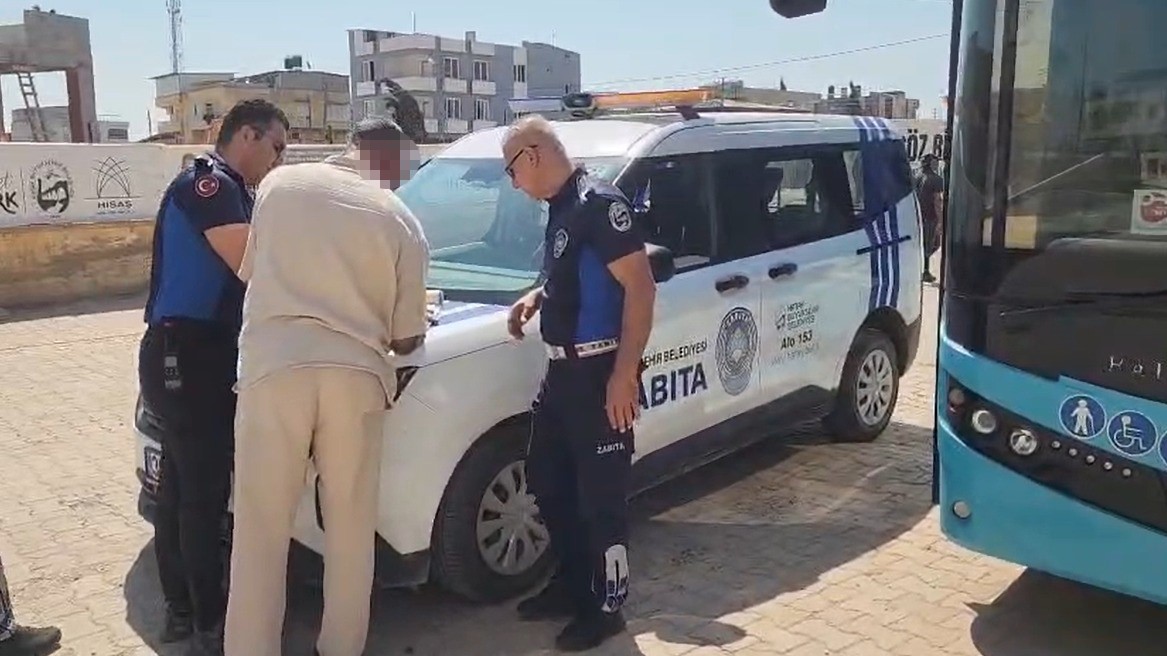 engelli-vatandasi-otobuse-almayan-sofor-bir-daha-otobus-direksiyonuna-gecemeyecek