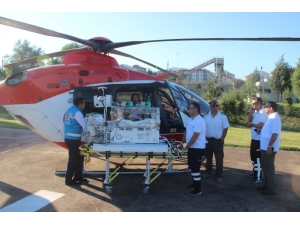 Yeni Doğan İkizlerden Biri Hava Ambulansı İle İstanbul’a Sevk Edildi
