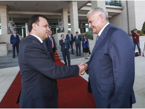 Başbakan Yıldırım’dan Anayasa Mahkemesi Başkanlığına Veda Ziyareti