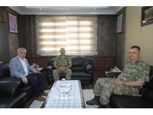 Komutanlardan Başkan Memiş’e Ziyaret