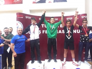 Oltulu Minik İki Kardeş Pehlivan Türkiye Şampiyonası’nda