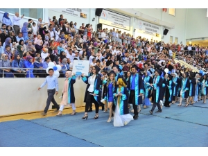 Eğitim Fakültesinin Mezuniyet Töreni Gerçekleşti