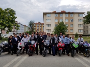 Eskişehirli Motorcular Yaz Sezonunu Açtı