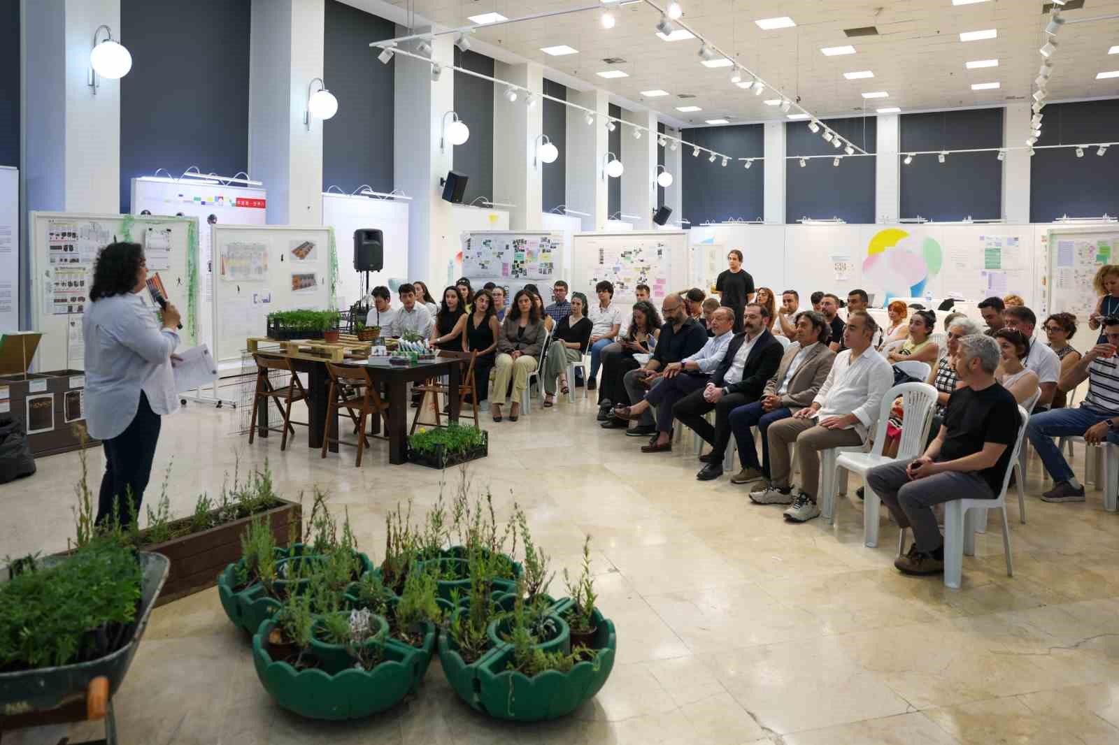 kentsel-tarim-ve-dongusel-ekonomi-uygulamalari-maltepe-de-konusuldu