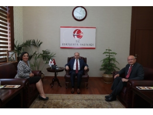 Milletvekilleri Çakırözer Ve Süllü, Vali Çakacak’ı Makamında Ziyaret Etti