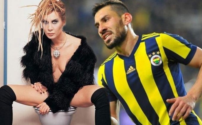 Ünlü Manken, Fenerbahçeli Futbolcuyu Ifşa Etti!