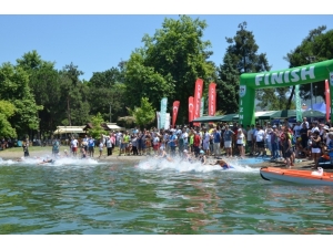 İznik’te Triatlon Heyecanı