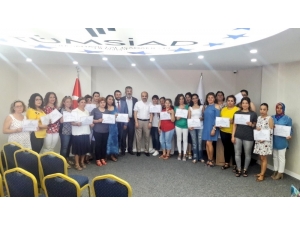 Rehber Personel Kursiyerleri Sertifikalarını Aldı