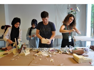 Atıklar Eğitime Dönüştü