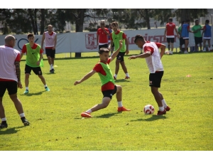 Giray Bulak: “Takımın İskeletini Koruduk”