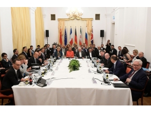 Avrupalı Bakanlar, İran Heyeti İle Nükleer Anlaşmayı Görüşüyor