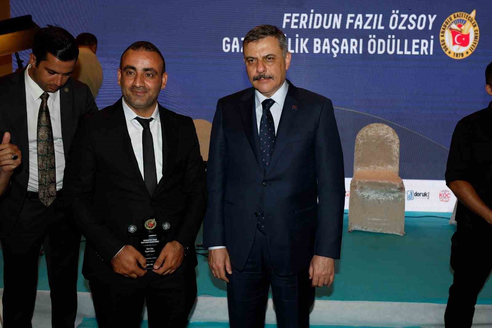 igdir-muhabiri-sebahattin-yum-a-gazetecilik-basari-odulu