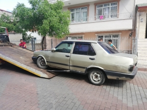 İzmit’te Hurda Araçlar Toplanıyor