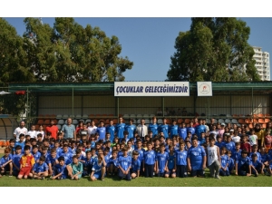 Akdeniz’de Yaz Okulu Spor Kursları Başladı