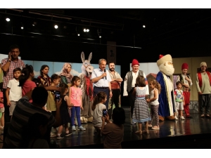 Akşehirli Çocuklar Nasreddin Hoca Tiyatrosuyla Eğlendi