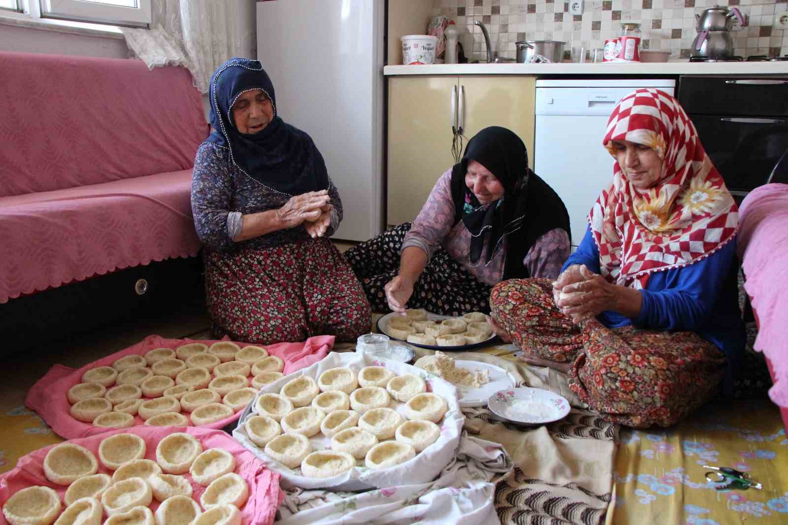 amasya-da-geleneksel-canak-tarhana-mesaisi-basladi