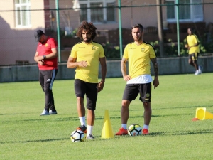 Evkur Yeni Malatyaspor’da Adem Büyük’ten Güzel Haber