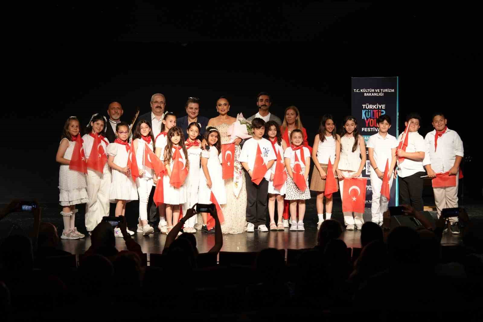 anadolu-nun-yedi-ozani-opera-yorumu-ile-samsun-da-seslendirildi