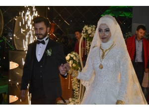 Esağder Başkanı Mehmet Şerif Karaca Ve Ailesinin Düğün Mutluluğu