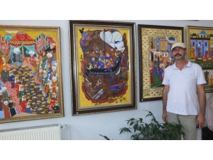 Fotoğraf Stüdyosunda Minyatür Sergisi Açıldı