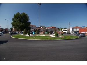 Sakarya Caddesi Yeni Yüzüne Kavuştu